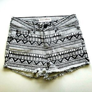 Bullhead Juniors Black White Frayed Shorts